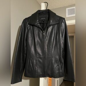 Women's Genuine Leather Jones New York Jacket!